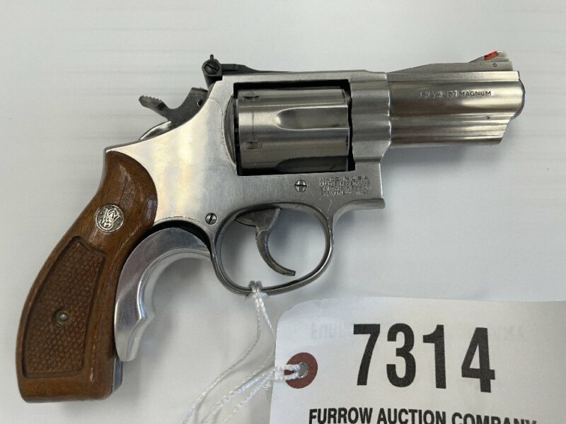 ONLINE ONLY ABSOLUTE AUCTION: PISTOLS & RIFLES