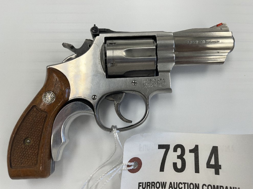 ONLINE ONLY ABSOLUTE AUCTION: PISTOLS & RIFLES