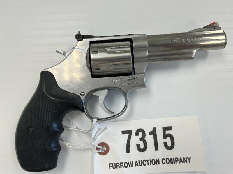 ONLINE ONLY ABSOLUTE AUCTION: PISTOLS & RIFLES
