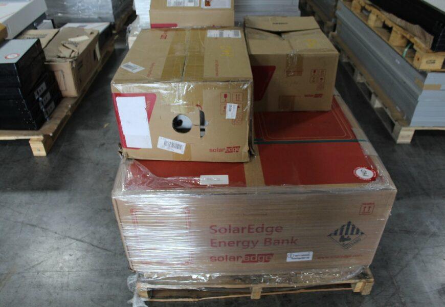 LIVE AND ONLINE ABSOLUTE AUCTION: SERVICE TRUCKS, VEHICLES AND EQUIPMENT