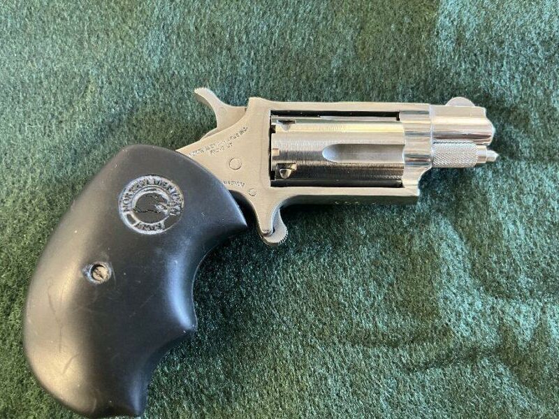 ABSOLUTE ONLINE ONLY AUCTION: HANDGUNS, RIFLES & AMMUNITION