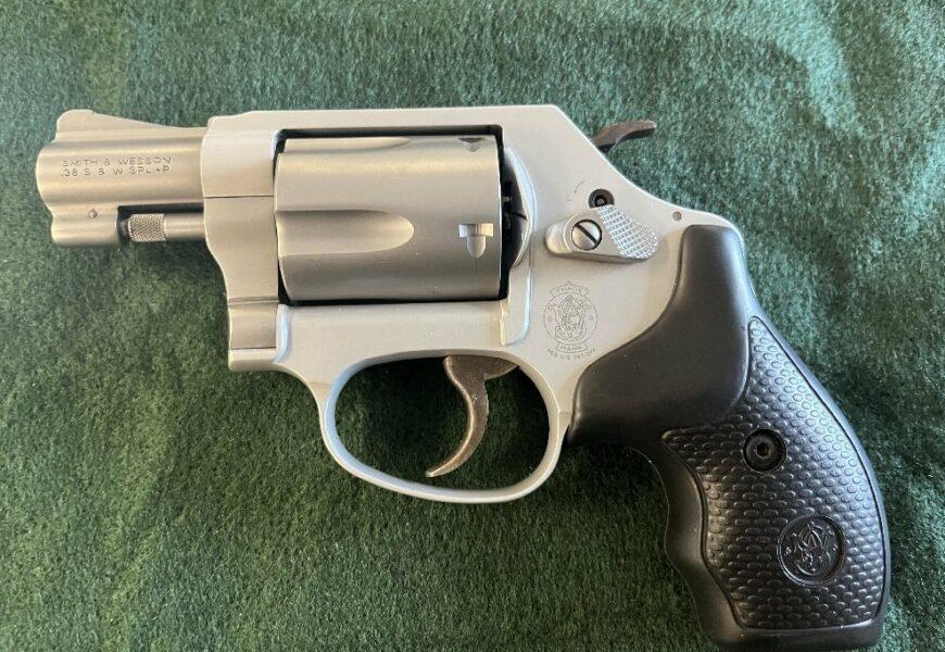 ABSOLUTE ONLINE ONLY AUCTION: HANDGUNS, RIFLES & AMMUNITION