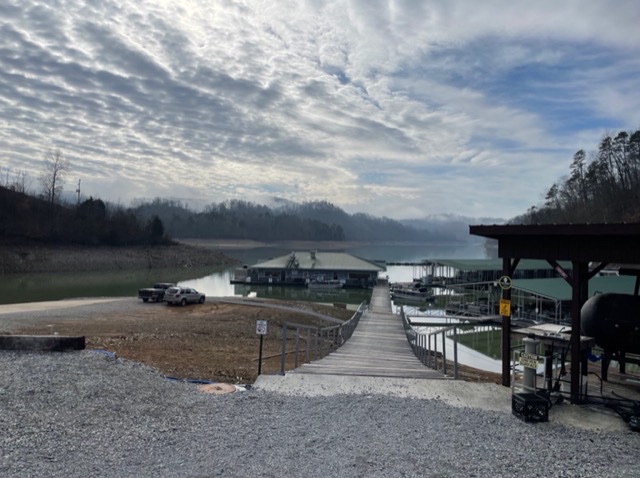 REAL ESTATE ONLINE ONLY ABSOLUTE AUCTION: LOT IN LAKE NORRIS LANDING
