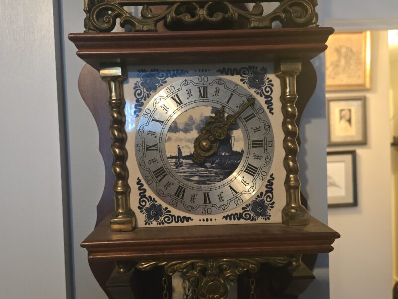 ONLINE ONLY ABSOLUTE AUCTION: ANTIQUE & VINTAGE CLOCKS & PERSONAL PROPERTY