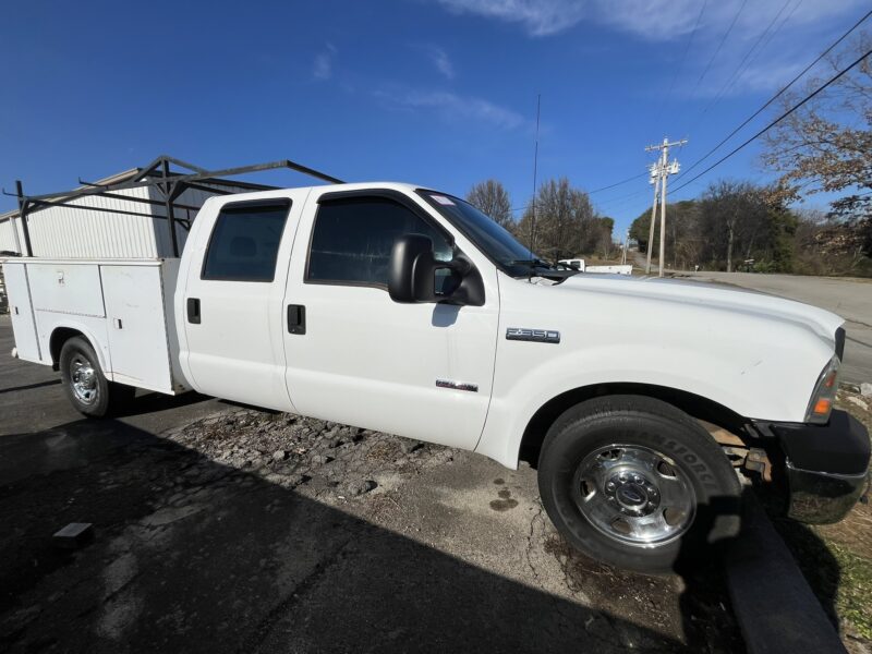 ONLINE AUCTION: Industrial Equipment, Vehicles, Trailers, Machines & Tools from TMW Construction in Maryville, TN