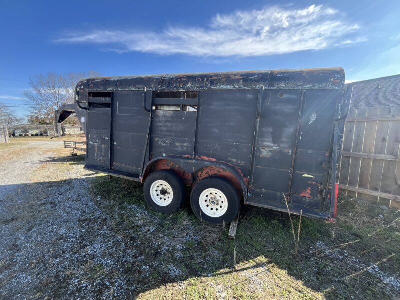 ONLINE AUCTION: Industrial Equipment, Vehicles, Trailers, Machines & Tools from TMW Construction in Maryville, TN
