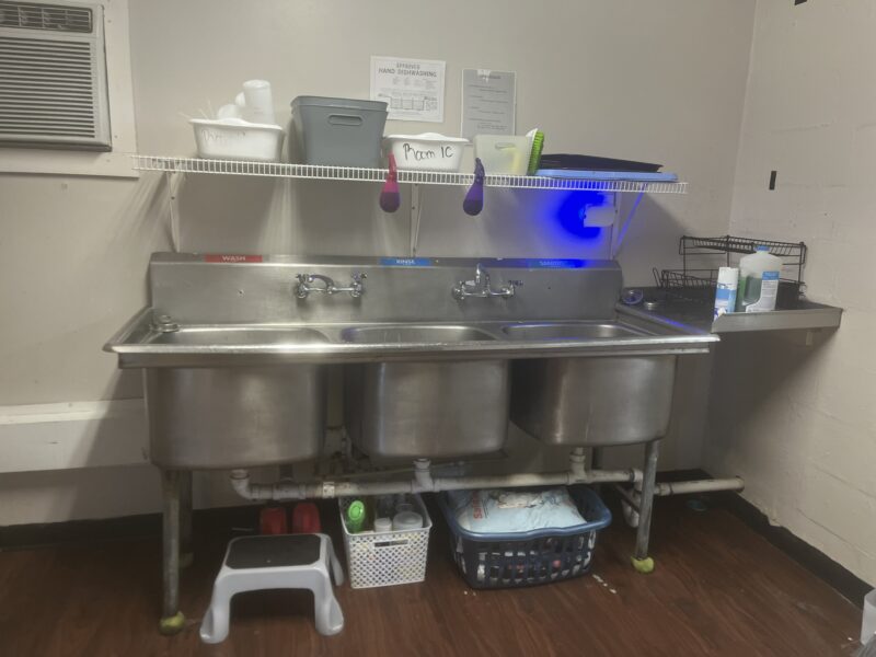 REAL ESTATE ONLINE ONLY AUCTION: 3600 SF Commercial Building in Rockwood, TN