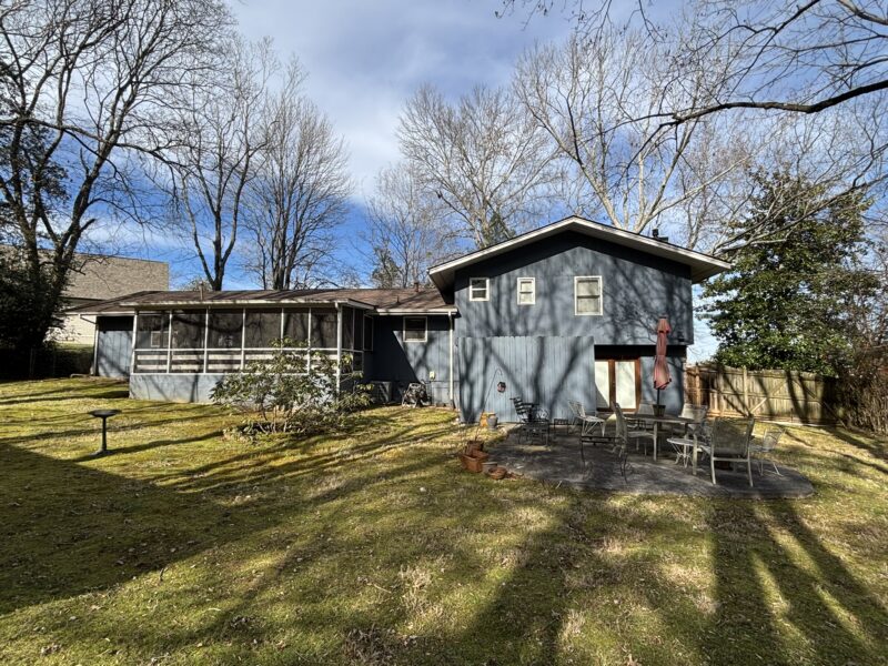 REAL ESTATE AUCTION: Living Estate of Victor F. Duggins, Jr. – Charming Home in West Knoxville, TN