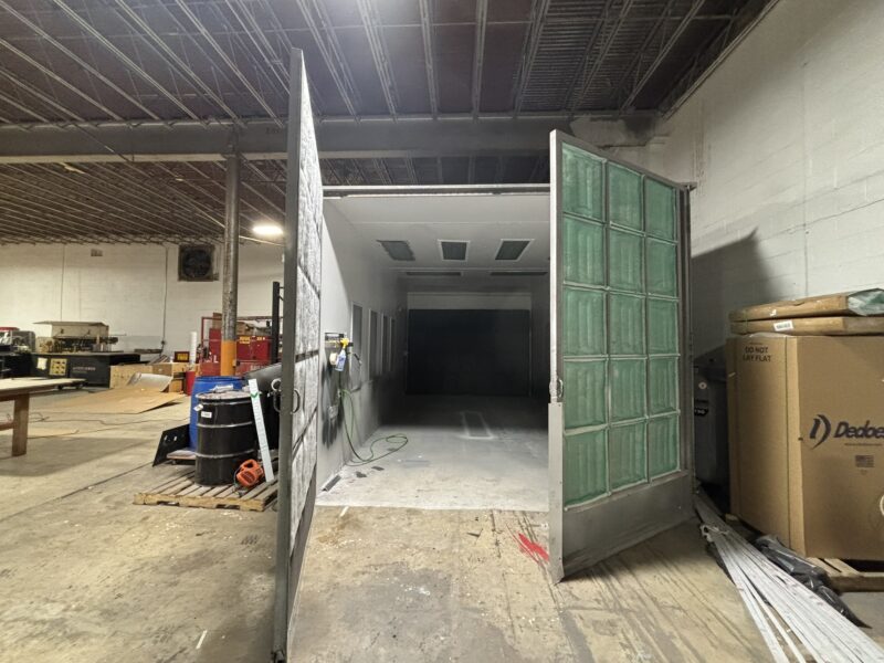 ONLINE AUCTION: Surplus Vehicles, Equipment, Tools & Materials from Sign Business