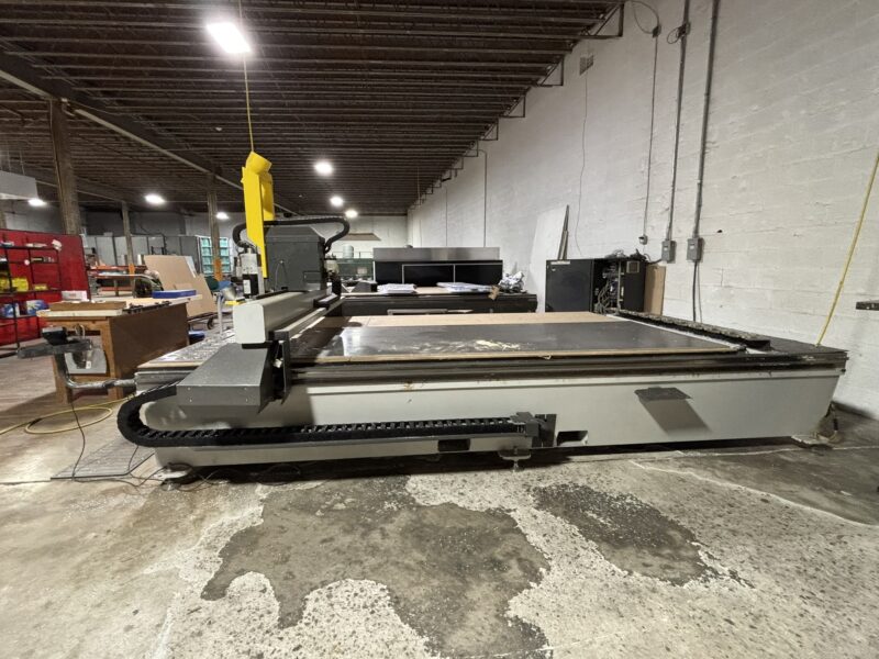 ONLINE AUCTION: Surplus Vehicles, Equipment, Tools & Materials from Sign Business