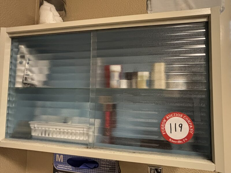 ONLINE AUCTION: Dental Equipment & Office Furnishings in Loudon, TN