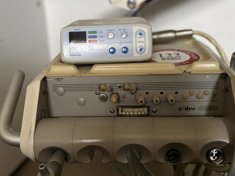 ONLINE AUCTION: Dental Equipment & Office Furnishings in Loudon, TN