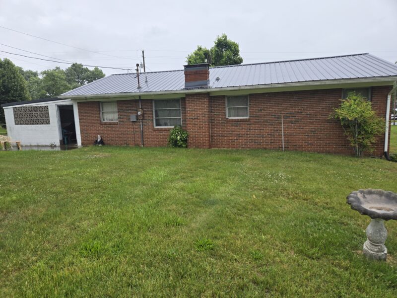 ONLINE ONLY REAL ESTATE AUCTION SUBJECT TO COURT CONFIRMATION: All-Brick Rancher Home in Morristown, TN