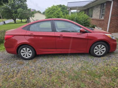 ONLINE PERSONAL PROPERTY AUCTION SUBJECT TO COURT CONFIRMATION: 2017 Hyundai Accent SE