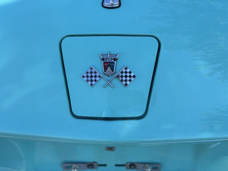 ONLINE ABSOLUTE AUCTION: 1955 Ford Thunderbird Convertible – Thunderbird Blue – 292 V8 – Automatic
