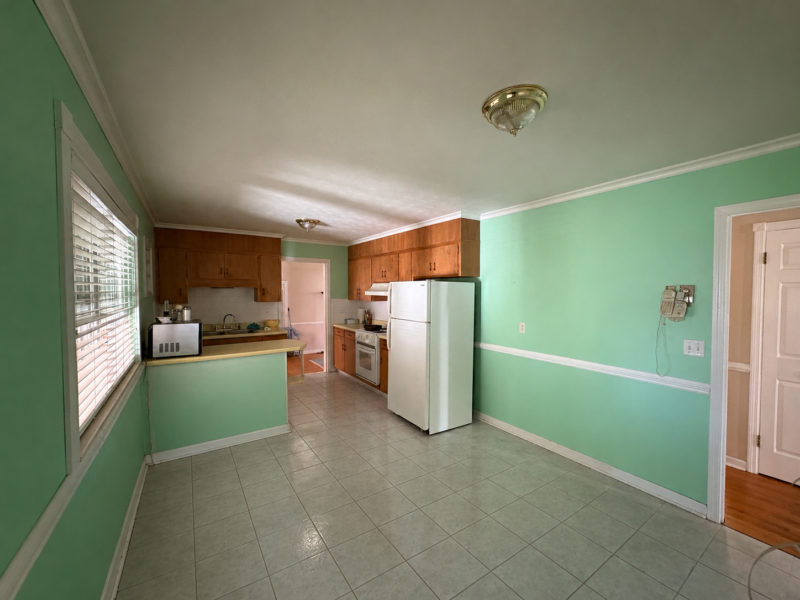 ONLINE ABSOLUTE REAL ESTATE AUCTION: Single Family Home in South Knoxville