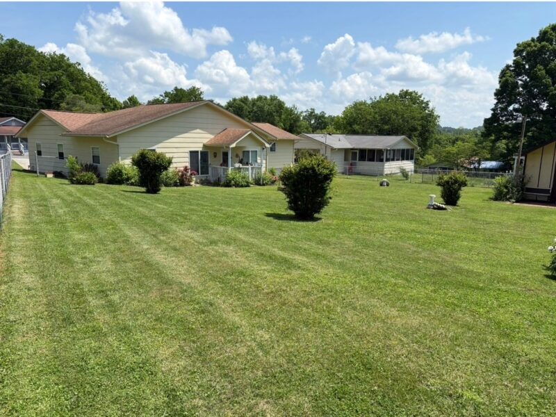 ONLINE ABSOLUTE REAL ESTATE AUCTION: Single Family Home in South Knoxville
