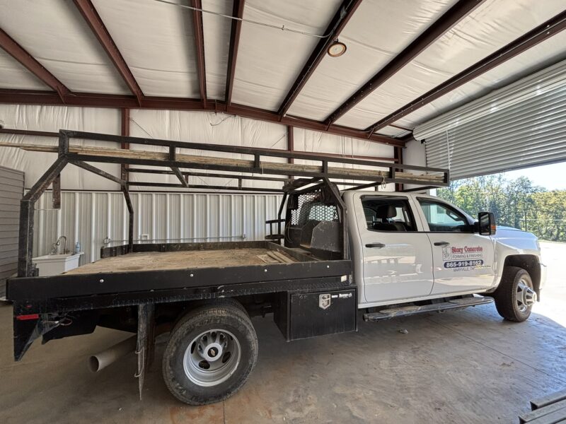ONLINE ABSOLUTE AUCTION: Heavy-Duty Diesel Trucks & Concrete Construction Equipment
