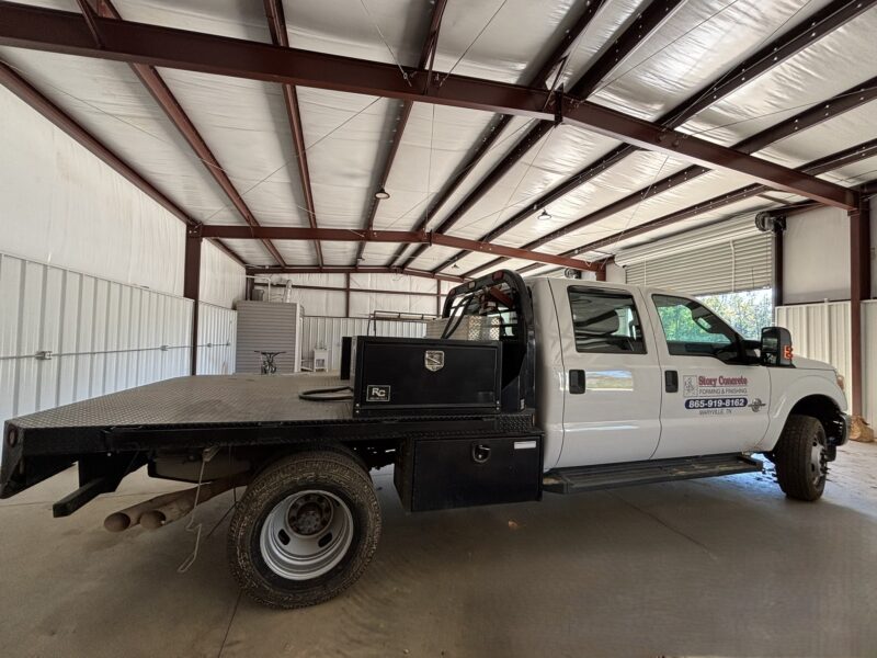 ONLINE ABSOLUTE AUCTION: Heavy-Duty Diesel Trucks & Concrete Construction Equipment