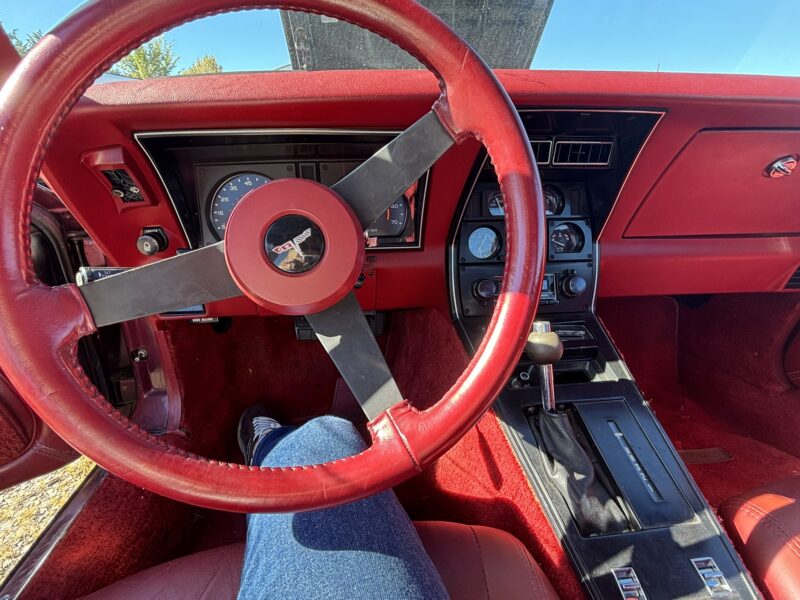 ONLINE ABSOLUTE AUCTION: 1981 CHEVROLET CORVETTE CS SPORT COUPE